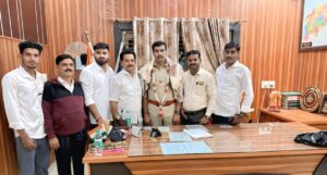 ನೂತನ ಡಿ ವೈಎಸ್ ಪಿ ಗೋಪಿನಾಯ್ಕ ಅವರಿಗೆ ಸನ್ಮಾನ